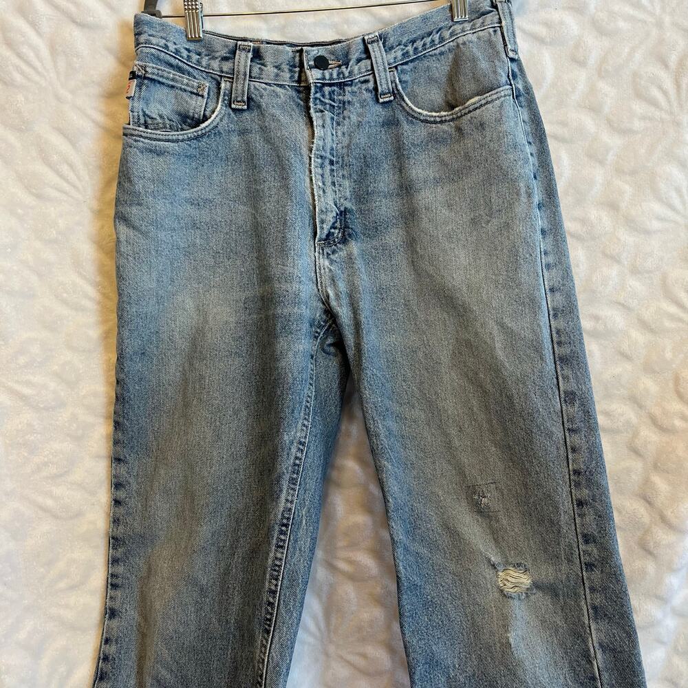 CARHARTT 33X36 distressed light wash jeans pre owned excellent relaxed fit